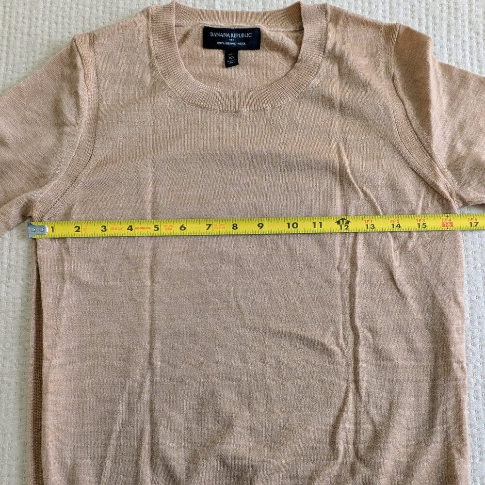 Banana Republic Merino Wool Sweater - Picture 2 of 7